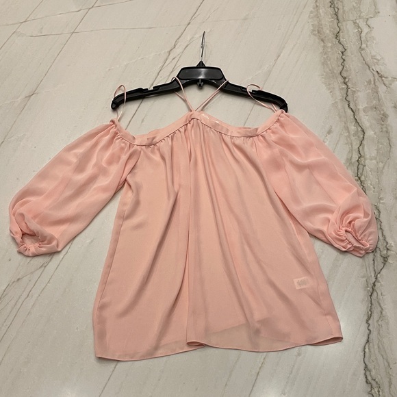 Blush Pink Blouse - Picture 6 of 7